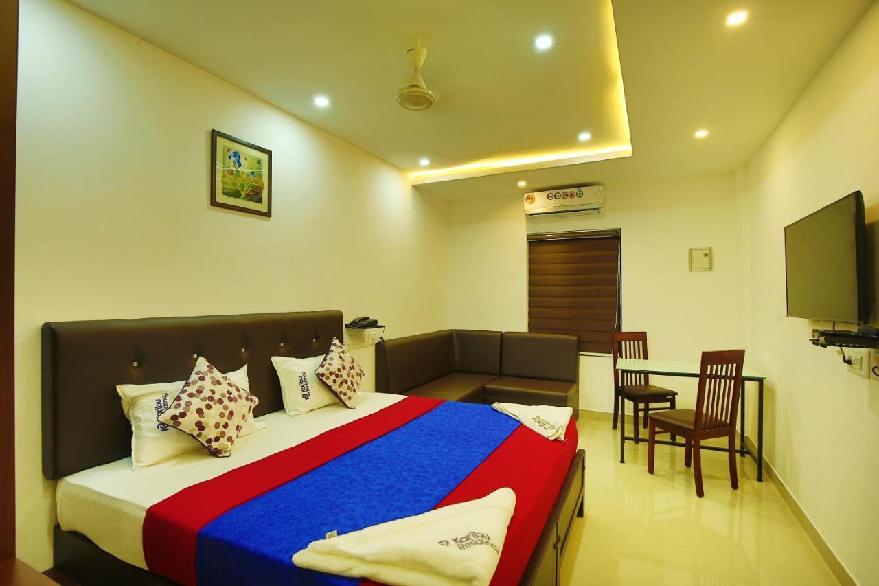 Karibu Residency Hotel Malappuram Buitenkant foto
